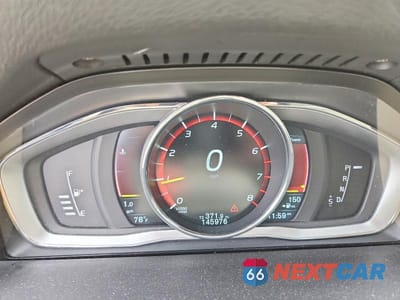 Zdjęcie 9 z 13 samochodu: 2016 VOLVO XC70 T5 PREMIER VIN:YV4612NK3G1269706 - miniatura