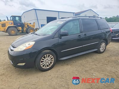 2008 TOYOTA SIENNA XLE LIMITED 5TDBK22C58S019271 - główne zdjęcie licytacji z USA - miniatura