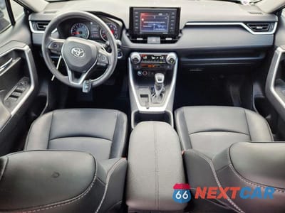 Zdjęcie 8 z 13 samochodu: 2022 TOYOTA RAV4 XLE PREMIUM VIN:2T3C1RFV9NC196624 - miniatura