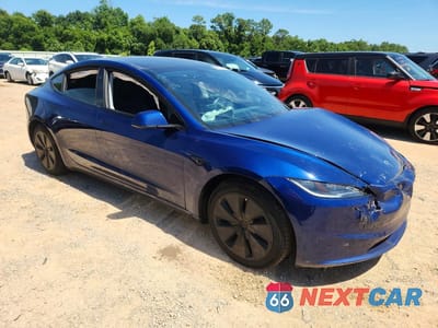 Czwarte zdjęcie samochodu z boku: 2024 TESLA MODEL 3 VIN:5YJ3E1EBXRF791943 - miniatura