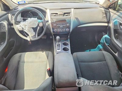 Zdjęcie 8 z 12 samochodu: 2015 NISSAN ALTIMA 2.0 SR VIN:1N4AL3AP8FN378531 - miniatura