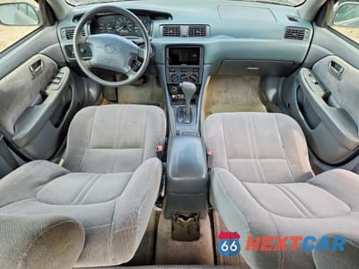 Zdjęcie 8 z 12 samochodu: 2000 TOYOTA CAMRY CE VIN:4T1BG22K5YU986186 - miniatura