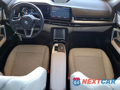 Zdjęcie 8 z 13 samochodu: 2025 BMW X1 XDRIVE28I VIN:WBX73EF03S5166788 - miniatura