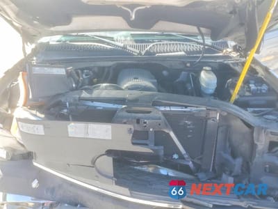 Zdjęcie 11 z 13 samochodu: 2005 CHEVROLET SILVERADO K2500 HEAVY DUTY VIN:1GCHK29U95E127418 - miniatura