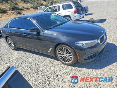 Czwarte zdjęcie samochodu z boku: 2018 BMW 530XE VIN:WBAJB1C52JG624111 - miniatura