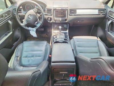 Zdjęcie 8 z 13 samochodu: 2011 VOLKSWAGEN TOUAREG V6 VIN:WVGFF9BP3BD001237 - miniatura