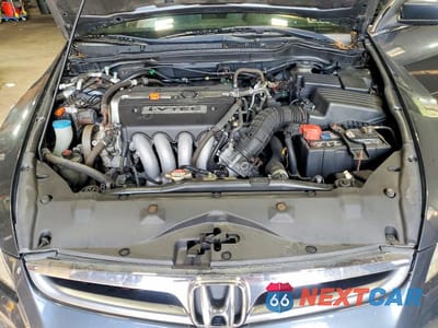 Zdjęcie 11 z 12 samochodu: 2006 HONDA ACCORD LX VIN:JHMCM56476C002066 - miniatura