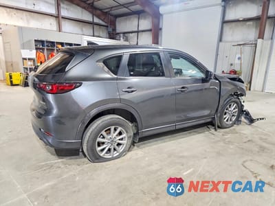 Trzecie zdjęcie samochodu z tyłu: 2025 MAZDA CX-5 PREFERRED VIN:JM3KFBCL0S0692621 - miniatura