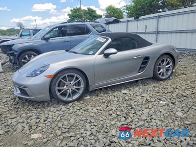 2024 PORSCHE BOXSTER BASE WP0CA2A87RK205830 - główne zdjęcie licytacji z USA - miniatura