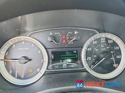 Zdjęcie 9 z 12 samochodu: 2014 NISSAN SENTRA SR VIN:3N1AB7AP9EY279600 - miniatura