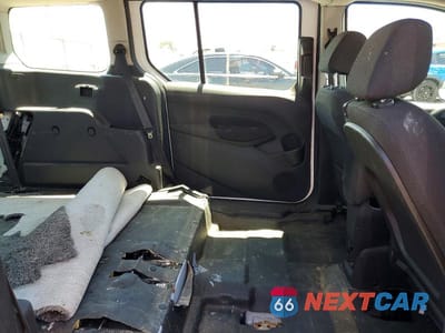 Zdjęcie 11 z 14 samochodu: 2016 FORD TRANSIT CONNECT XL VIN:NM0GS9E75G1272208 - miniatura