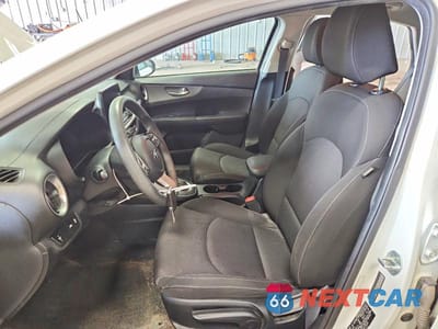 Zdjęcie 7 z 12 samochodu: 2020 KIA FORTE LXS VIN:3KPF24AD0LE233336 - miniatura