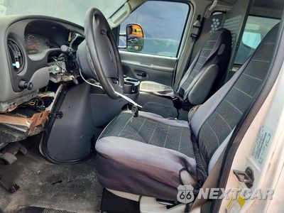 Zdjęcie 7 z 13 samochodu: 2007 FORD ECONOLINE E250 VAN VIN:1FTNE24W77DA66341 - miniatura