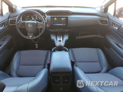 Zdjęcie 8 z 12 samochodu: 2018 HONDA CLARITY VIN:JHMZC5F18JC009233 - miniatura