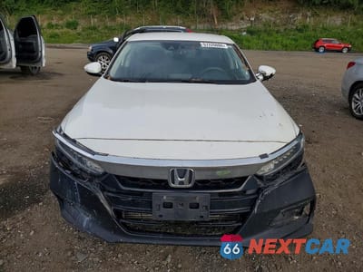 Piąte zdjęcie samochodu w środku: 2019 HONDA ACCORD LX VIN:1HGCV1F14KA089655 - miniatura