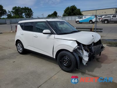 Czwarte zdjęcie samochodu z boku: 2025 KIA SOUL LX VIN:KNDJ23AU3S7935198 - miniatura