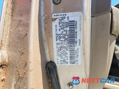 Zdjęcie 12 z 12 samochodu: 2000 TOYOTA CAMRY LE VIN:4T1BG28K2YU656111 - miniatura