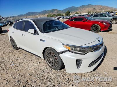 Czwarte zdjęcie samochodu z boku: 2016 KIA OPTIMA SX TURBO VIN:5XXGW4L25GG024871 - miniatura