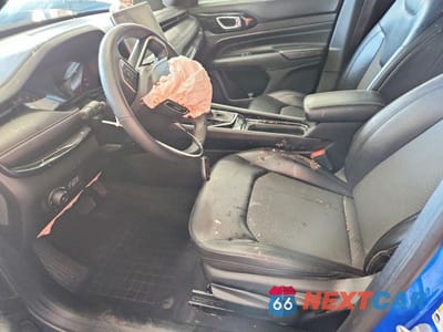 Zdjęcie 7 z 12 samochodu: 2022 JEEP COMPASS LATITUDE VIN:3C4NJCBB6NT225584 - miniatura