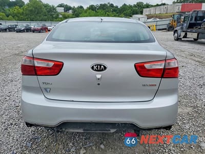 Zdjęcie 6 z 12 samochodu: 2013 KIA RIO EX VIN:KNADN4A32D6201529 - miniatura