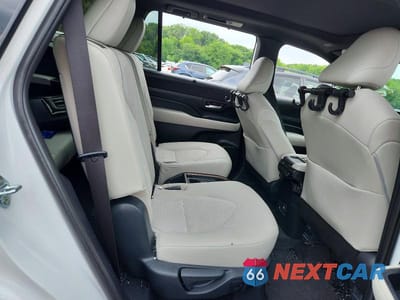 Zdjęcie 11 z 13 samochodu: 2024 TOYOTA GRAND HIGHLANDER HYBRID MAX PLATINUM VIN:5TDADAB58RS002032 - miniatura