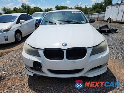 Piąte zdjęcie samochodu w środku: 2011 BMW 328 VIN:WBAPK5G5XBNN27117 - miniatura