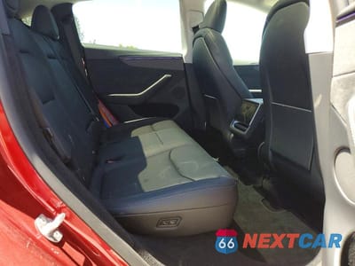 Zdjęcie 10 z 13 samochodu: 2026 TESLA MODEL Y VIN:7SAYGDEE1TF530688 - miniatura