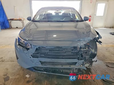 Piąte zdjęcie samochodu w środku: 2025 NISSAN SENTRA SV VIN:3N1AB8CV5SY426038 - miniatura