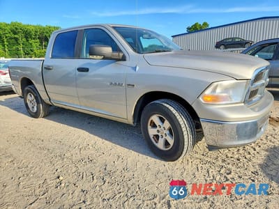 Czwarte zdjęcie samochodu z boku: 2009 DODGE RAM 1500 VIN:1D3HV13T99J512161 - miniatura