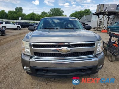 Piąte zdjęcie samochodu w środku: 2008 CHEVROLET SILVERADO K1500 VIN:2GCEK190481187168 - miniatura