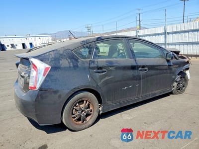 Trzecie zdjęcie samochodu z tyłu: 2012 TOYOTA PRIUS TWO VIN:JTDKN3DU4C0334366 - miniatura