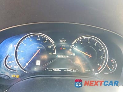 Zdjęcie 9 z 13 samochodu: 2018 BMW M550XI VIN:WBAJB9C59JB036105 - miniatura