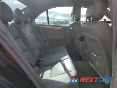 Zdjęcie 10 z 12 samochodu: 2005 MERCEDES-BENZ C 230K SPORT SEDAN VIN:WDBRF40J15F715667 - miniatura
