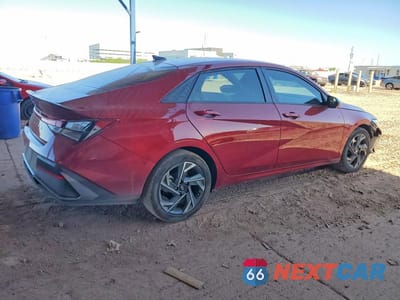 Trzecie zdjęcie samochodu z tyłu: 2025 HYUNDAI ELANTRA SEL SPORT VIN:KMHLM4DG0SU018375 - miniatura