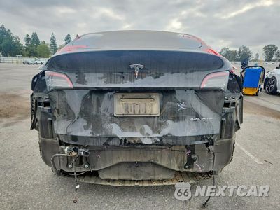 Zdjęcie 6 z 13 samochodu: 2023 TESLA MODEL Y VIN:7SAYGDEE0PA097318 - miniatura