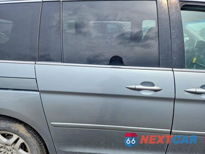 Zdjęcie 11 z 13 samochodu: 2006 HONDA ODYSSEY EXL VIN:5FNRL386X6B060788 - miniatura