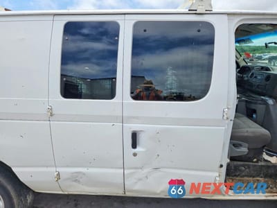 Zdjęcie 11 z 14 samochodu: 2009 FORD ECONOLINE E250 VAN VIN:1FTNE24L39DA45799 - miniatura