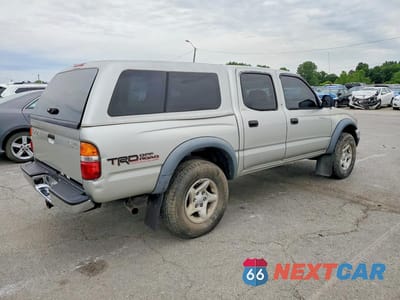 Trzecie zdjęcie samochodu z tyłu: 2002 TOYOTA TACOMA DOUBLE CAB PRERUNNER VIN:5TEGN92NX2Z127127 - miniatura
