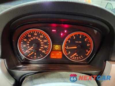 Zdjęcie 9 z 13 samochodu: 2007 BMW 328 XI VIN:WBAVC93587KZ70229 - miniatura