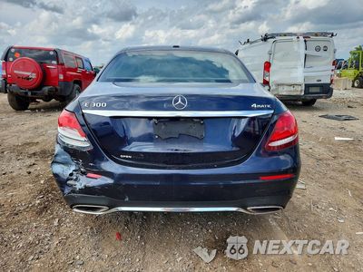 Zdjęcie 21 z 48 samochodu: 2017 MERCEDES-BENZ E 300 4MATIC VIN:WDDZF4KB6HA012791 - miniatura