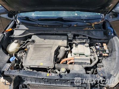 Zdjęcie 12 z 13 samochodu: 2017 KIA NIRO VIN:KNDCB3LC5H5055346 - miniatura