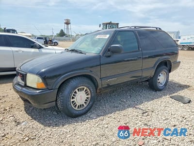2001 GMC JIMMY 1GKCT18W31K254864 - główne zdjęcie licytacji z USA - miniatura