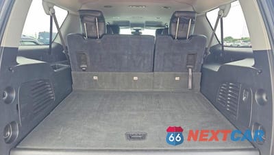 Zdjęcie 13 z 14 samochodu: 2020 CHEVROLET SUBURBAN C1500 LS VIN:1GNSCGKC3LR193672 - miniatura