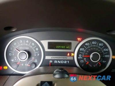 Zdjęcie 9 z 14 samochodu: 2005 FORD EXPEDITION EDDIE BAUER VIN:1FMFU17585LA97617 - miniatura