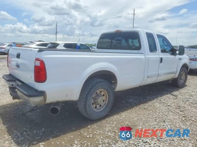 Trzecie zdjęcie samochodu z tyłu: 2003 FORD F250 SUPER DUTY VIN:1FTNX20L93EB85003 - miniatura