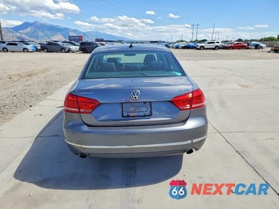 Zdjęcie 6 z 12 samochodu: 2012 VOLKSWAGEN PASSAT SEL VIN:1VWCM7A31CC063109 - miniatura
