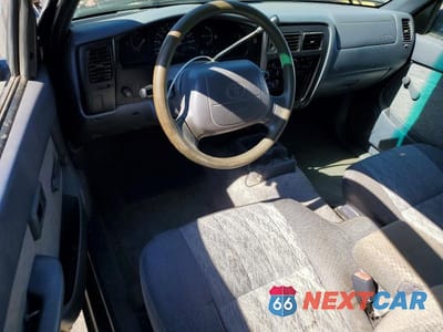 Zdjęcie 8 z 12 samochodu: 1999 TOYOTA TACOMA XTRACAB VIN:4TAVL52N6XZ510664 - miniatura