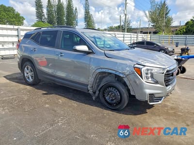 Czwarte zdjęcie samochodu z boku: 2023 GMC TERRAIN SLE VIN:3GKALMEG7PL239037 - miniatura