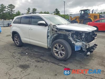Czwarte zdjęcie samochodu z boku: 2016 TOYOTA HIGHLANDER LE PLUS VIN:5TDBKRFHXGS336685 - miniatura