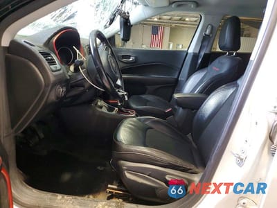 Zdjęcie 7 z 13 samochodu: 2019 JEEP COMPASS TRAILHAWK VIN:3C4NJDDB5KT721782 - miniatura